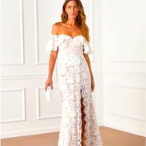 NWT Vici Enchanted By Your Love Lace Maxi Dress
